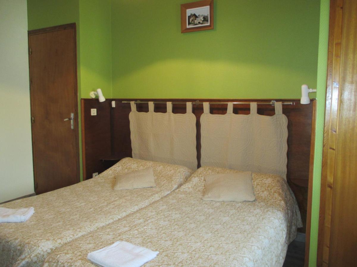 Bed and Breakfast La Cle Des Champs Murol Exterior foto